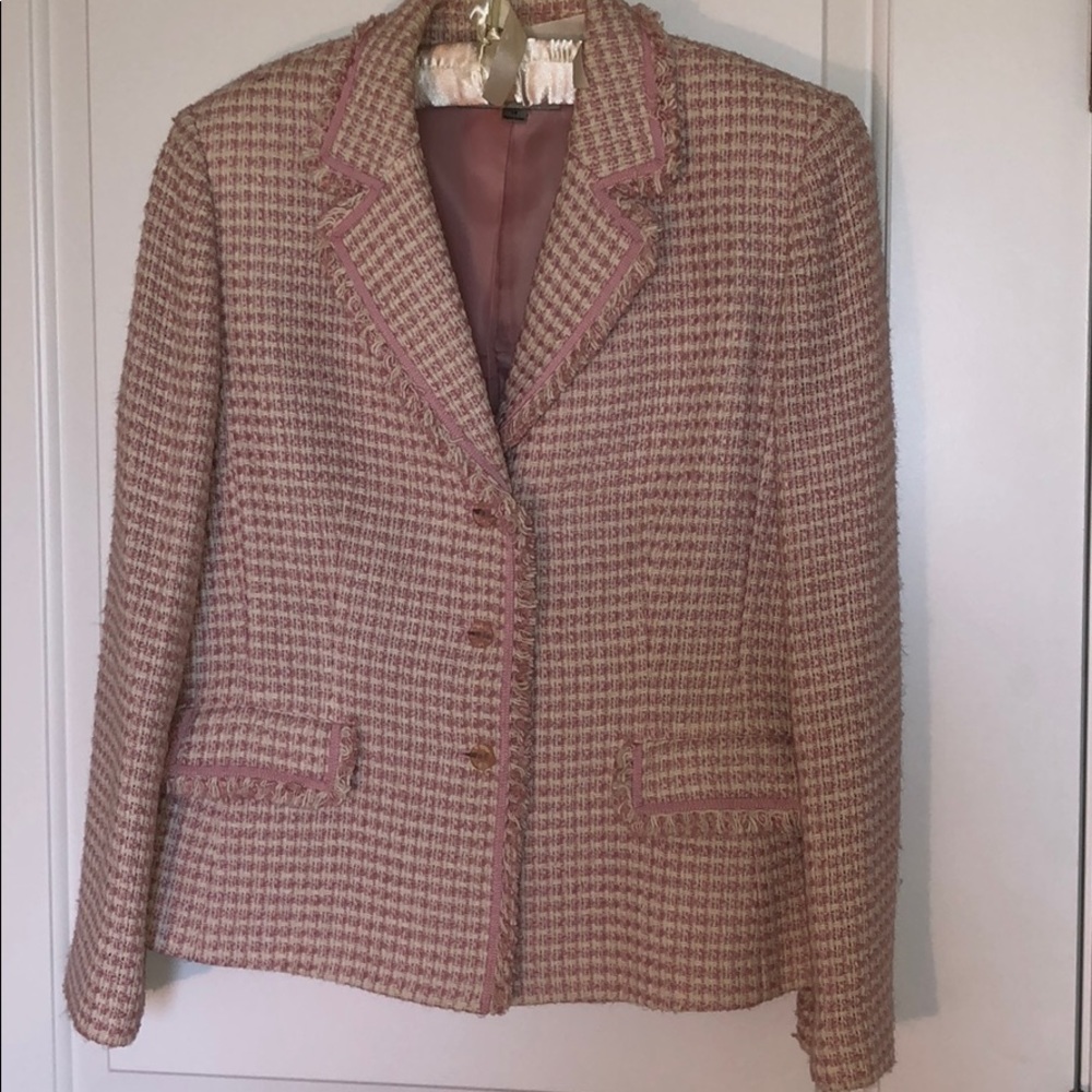 Tahari pink tweed skirt suit set size 14